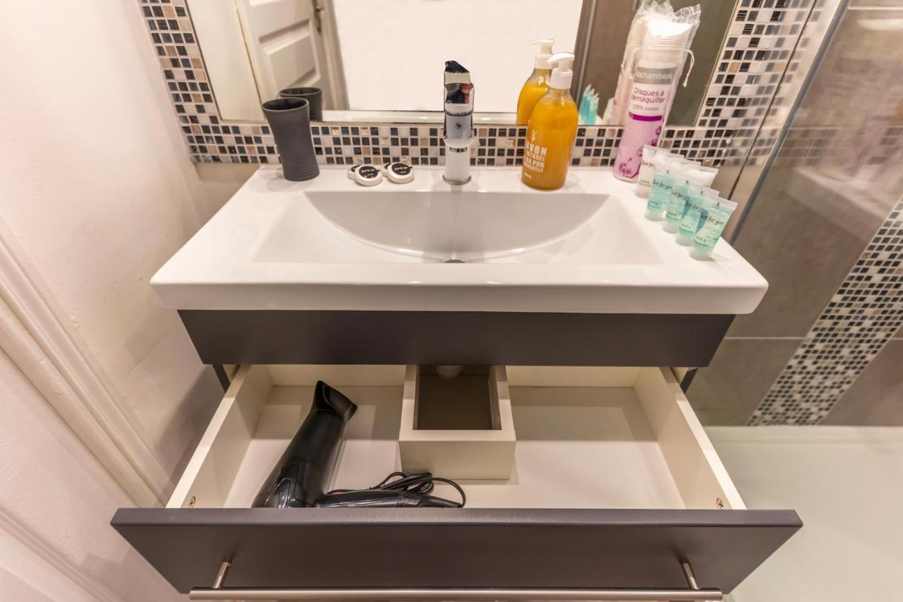 Enjoy The Traditional Parisian Life Apartment ภายนอก รูปภาพ
